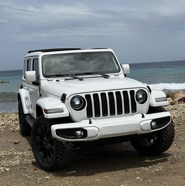 JEEP WRANGLER SAHARA benzine Cabrio met elektrisch Sunroof Unlimited 