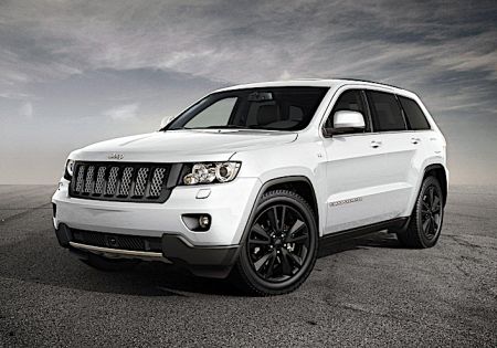 Jeep Grand Cherokee white