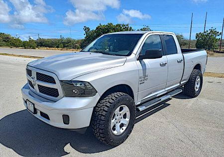 DODGE RAM PICK UP 5.7