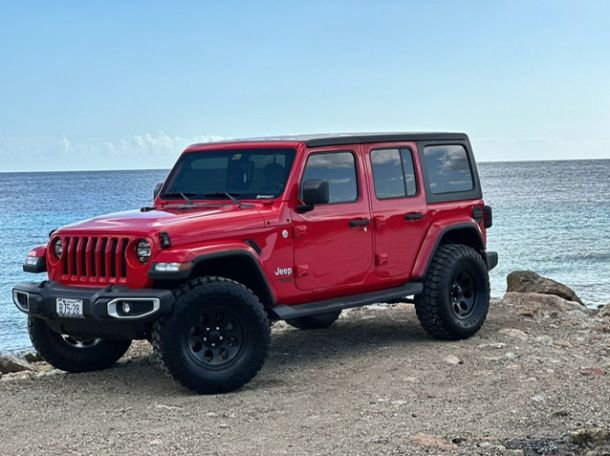 Jeep Wrangler Special Edition Red
